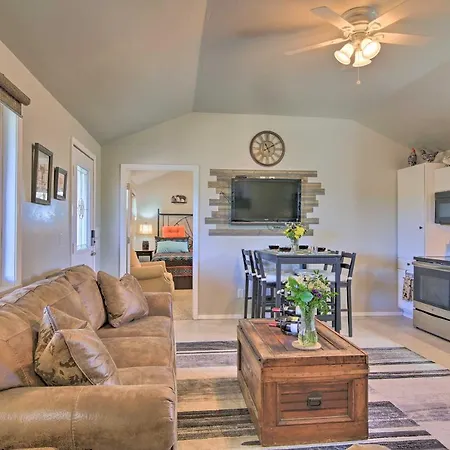 Updated Cabin With Fire Pit - 1 Mile From Downtown! Fredericksburg Exterior photo