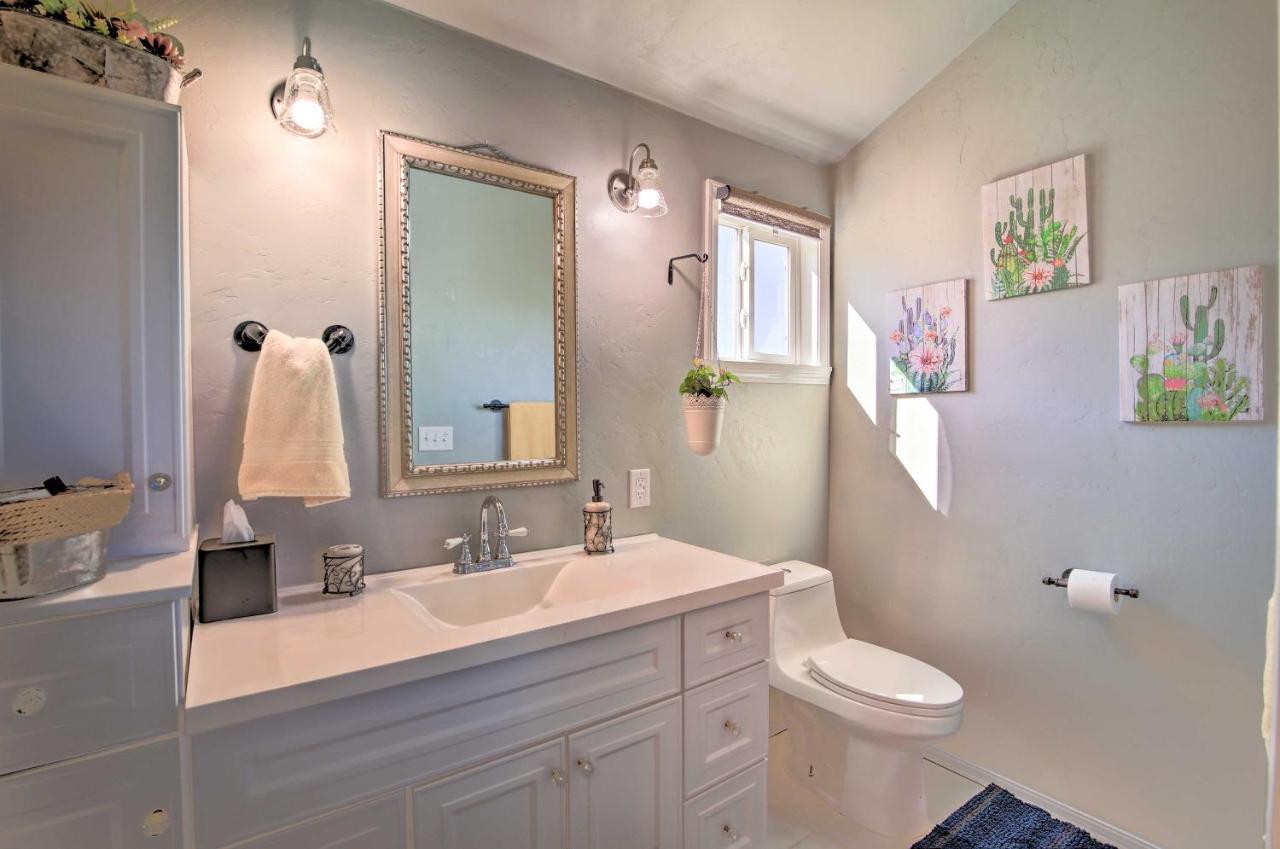 Updated With Fire Pit - 1 Mile From Downtown! Fredericksburg